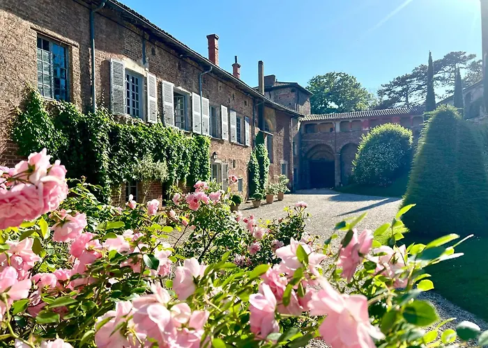Chateau Du Montellier 3* Le Montellier